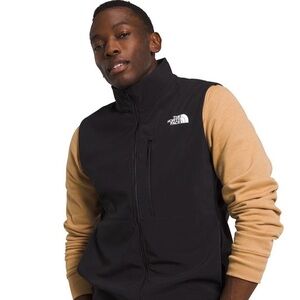 The North Face men’s softshell vest w/ thin fleece interior, XL, GUC